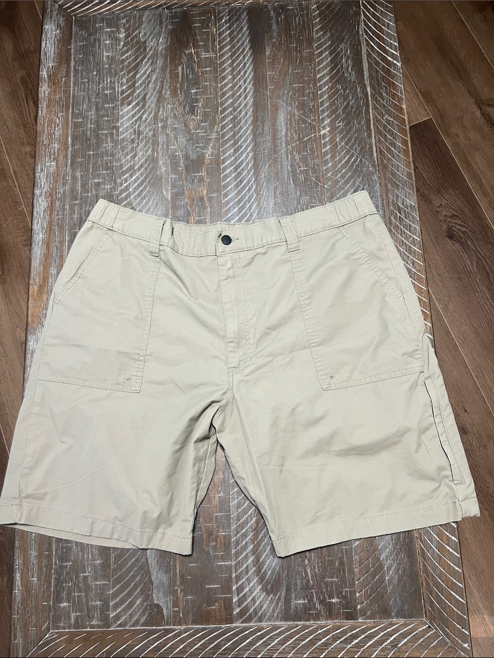Men's Wrangler ATG Khaki Casual Utility Shorts